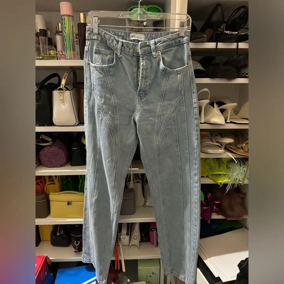 Zara highwaisted jeans - Picture 1 of 6